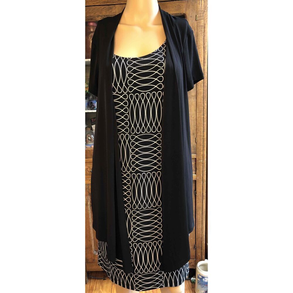 En Focus Studio Black Geometric Pattern Shift Dress With Open Front Cardigan  8
